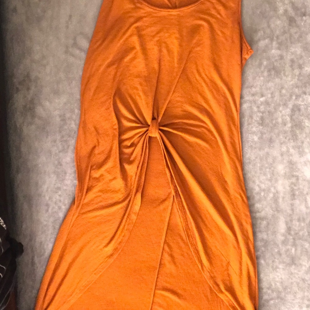 Size small - Picture 2 of 3